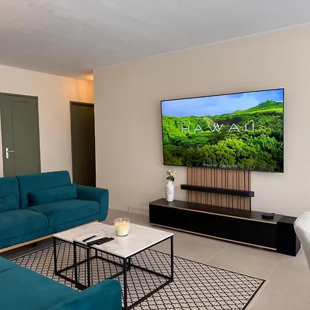 Διαμέρισμα Le Cocon Du Bord De Loire ! Spacieux Pour 6 Personnes Avec Terrasse & Parking