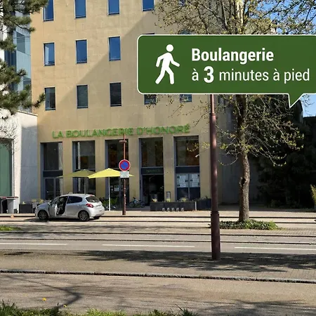 Le Cocon Du Bord De Loire ! Spacieux Pour 6 Personnes Avec Terrasse & Parking Nantes