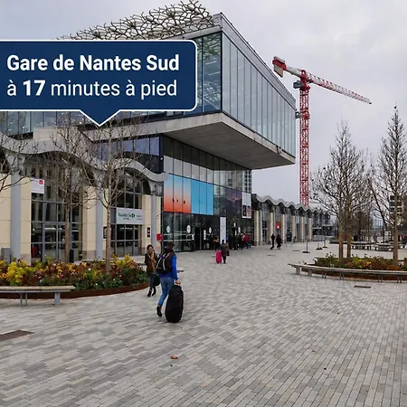 Le Cocon Du Bord De Loire ! Spacieux Pour 6 Personnes Avec Terrasse & Parking * Nantes